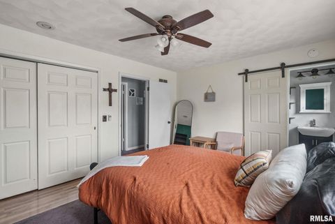 Tiny photo for 2149 W 30TH Street, Davenport, IA 52804 (MLS # QC4268683)