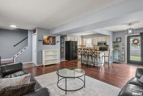 Tiny photo for 2149 W 30TH Street, Davenport, IA 52804 (MLS # QC4268683)