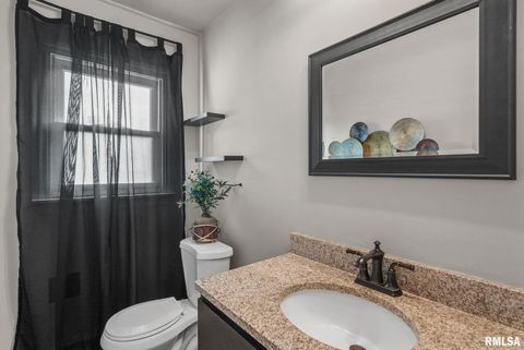 Tiny photo for 2149 W 30TH Street, Davenport, IA 52804 (MLS # QC4268683)