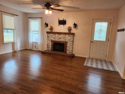 Tiny photo for 820 AIRPORT Road, Mt Vernon, IL 62864 (MLS # EB458686)