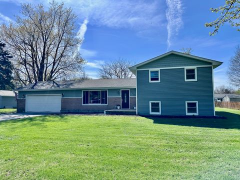 Photo of 306 N 6th Street, Malta, IL 60150 (MLS # 12624958)