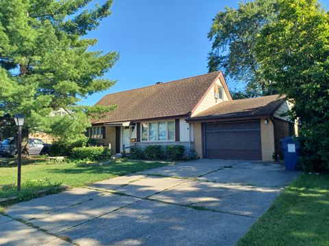 A home in Bridgeview