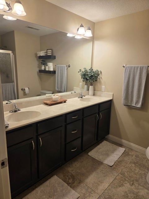 Tiny photo for 4109 Creek Hill Drive #9, Bettendorf, IA 52722 (MLS # 12729515)