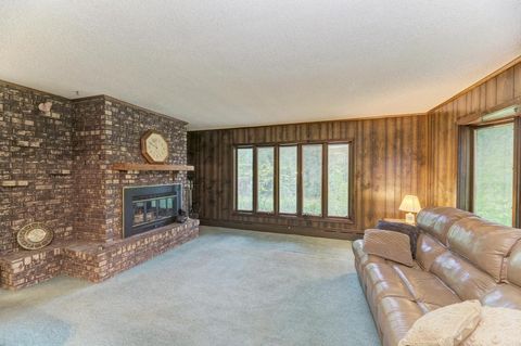 Tiny photo for 6N331 Keeney Road, Keeneyville, IL 60172 (MLS # 12490857)