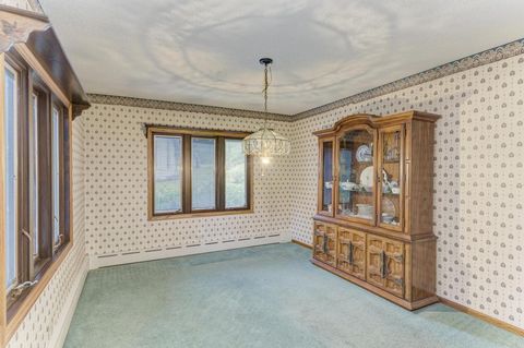 Tiny photo for 6N331 Keeney Road, Keeneyville, IL 60172 (MLS # 12490857)