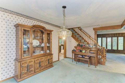 Tiny photo for 6N331 Keeney Road, Keeneyville, IL 60172 (MLS # 12490857)