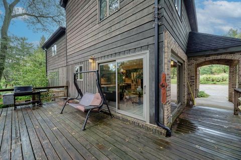 Tiny photo for 6N331 Keeney Road, Keeneyville, IL 60172 (MLS # 12490857)