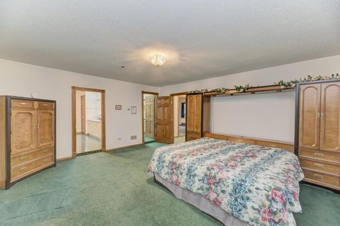 Tiny photo for 6N331 Keeney Road, Keeneyville, IL 60172 (MLS # 12490857)