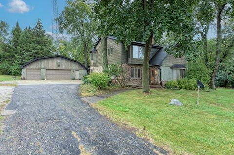 Photo of 6N331 Keeney Road, Keeneyville, IL 60172 (MLS # 12490857)