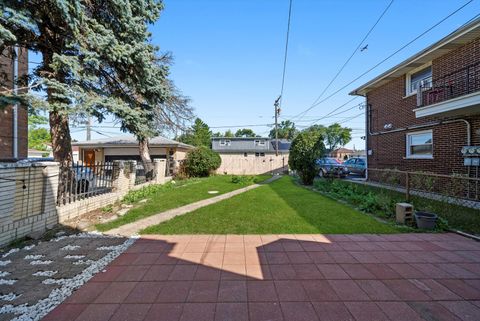 Tiny photo for 6040 W 79TH Street, Burbank, IL 60459 (MLS # 12517710)