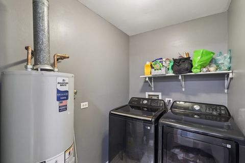 Tiny photo for 1200 Knottingham Court #2B, Schaumburg, IL 60193 (MLS # 12596609)