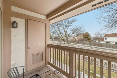 Tiny photo for 1200 Knottingham Court #2B, Schaumburg, IL 60193 (MLS # 12596609)