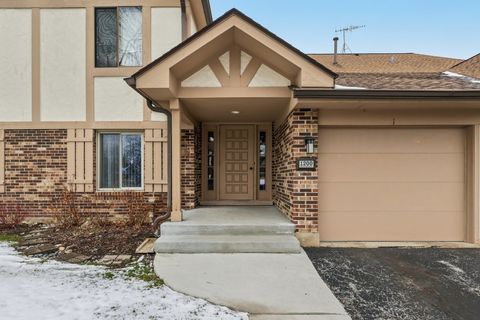 Tiny photo for 1200 Knottingham Court #2B, Schaumburg, IL 60193 (MLS # 12596609)