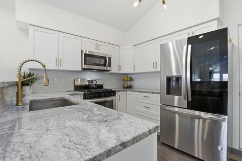 Tiny photo for 74 Aegina Court, Tinley Park, IL 60477 (MLS # 12514584)