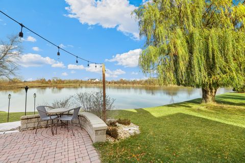 Tiny photo for 74 Aegina Court, Tinley Park, IL 60477 (MLS # 12514584)