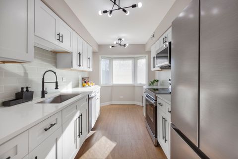 Tiny photo for 6818 Joliet Road #9, Indian Head Park, IL 60525 (MLS # 12536666)