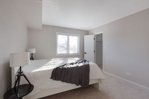 Tiny photo for 6818 Joliet Road #9, Indian Head Park, IL 60525 (MLS # 12536666)