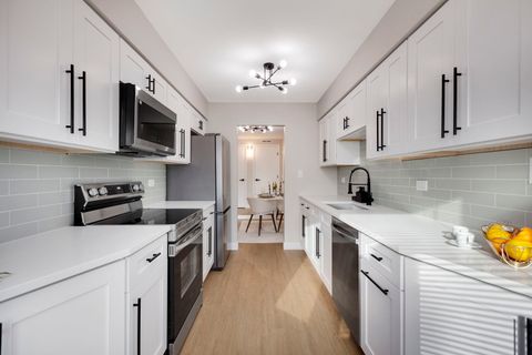 Tiny photo for 6818 Joliet Road #9, Indian Head Park, IL 60525 (MLS # 12536666)