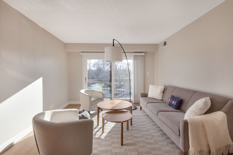 Tiny photo for 6818 Joliet Road #9, Indian Head Park, IL 60525 (MLS # 12536666)