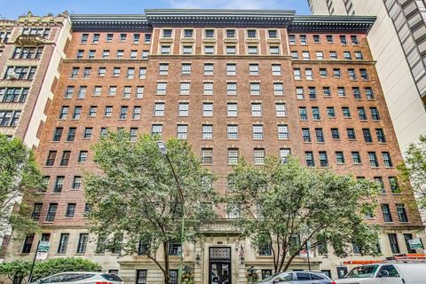 232 E WALTON Place 10E Chicago IL 60611