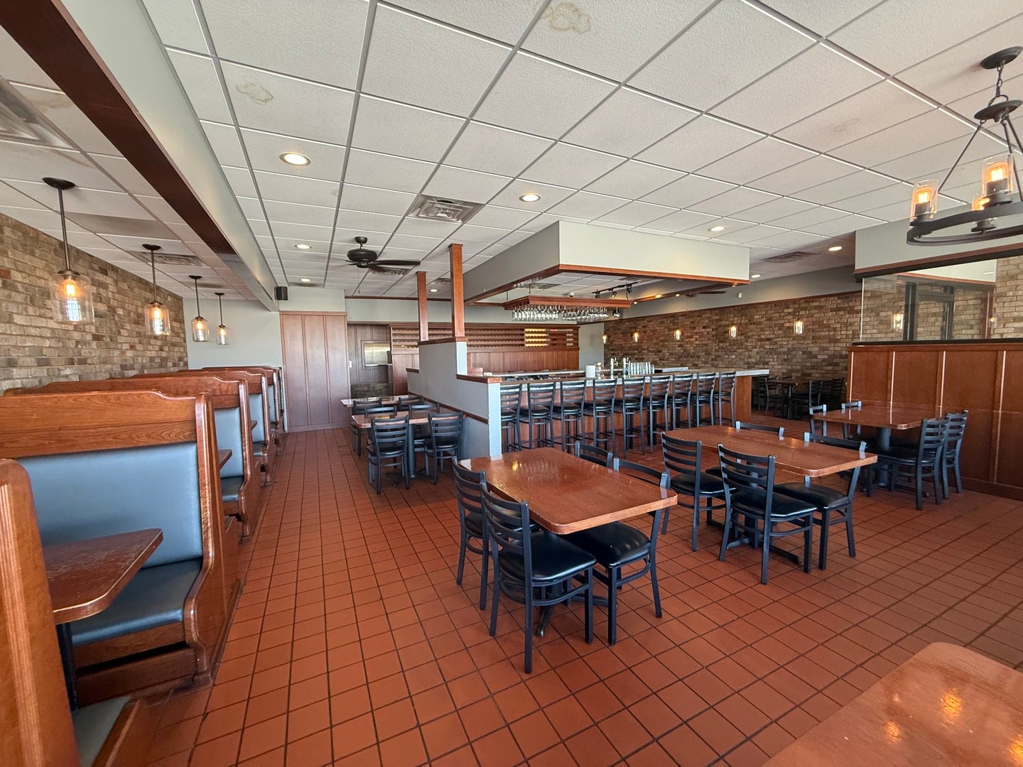 102 E Kimberly Road D-E