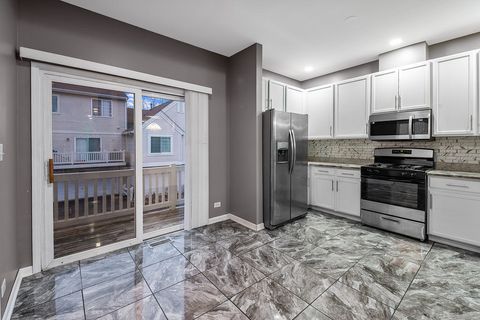 Tiny photo for 2452 Daybreak Court #2452, Elgin, IL 60123 (MLS # 12522184)