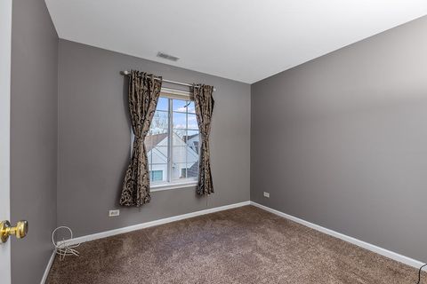 Tiny photo for 2452 Daybreak Court #2452, Elgin, IL 60123 (MLS # 12522184)