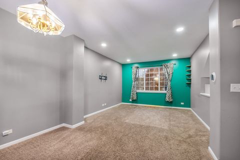 Tiny photo for 2452 Daybreak Court #2452, Elgin, IL 60123 (MLS # 12522184)