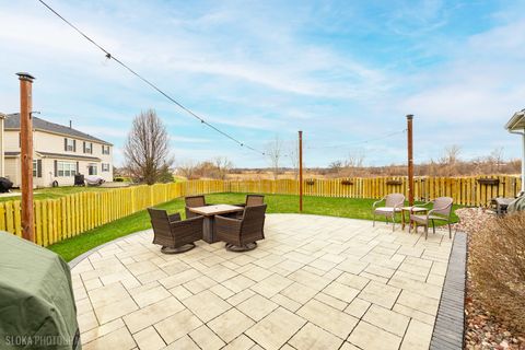 Tiny photo for 308 Fieldstone Drive, Woodstock, IL 60098 (MLS # 12610331)