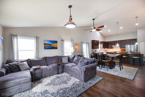 Tiny photo for 308 Fieldstone Drive, Woodstock, IL 60098 (MLS # 12610331)