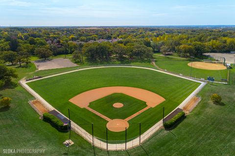 Tiny photo for 308 Fieldstone Drive, Woodstock, IL 60098 (MLS # 12610331)