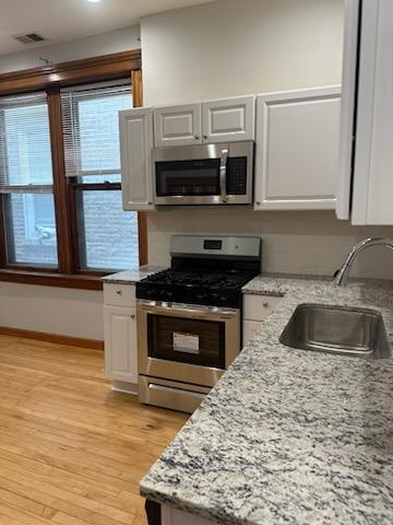 1424 N Maplewood Avenue 2F