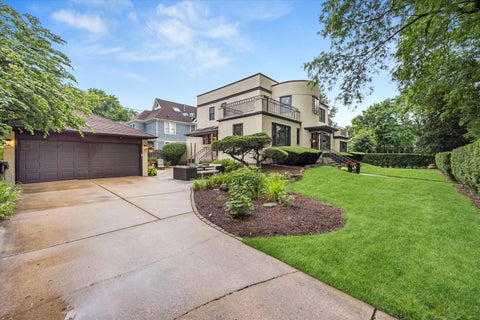 Tiny photo for 301 W Cossitt Avenue, La Grange, IL 60525 (MLS # 12685106)
