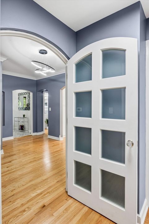 Tiny photo for 301 W Cossitt Avenue, La Grange, IL 60525 (MLS # 12685106)
