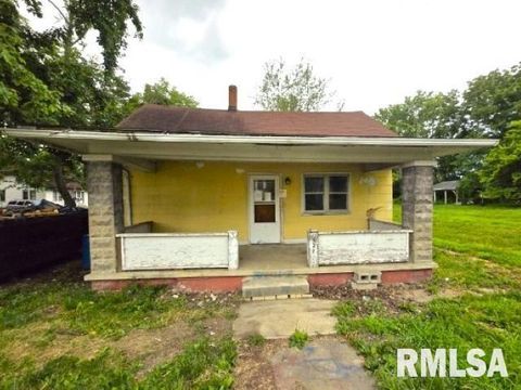 Tiny photo for 629 S 18TH Street, Mt Vernon, IL 62864 (MLS # EB458621)