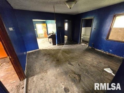 Tiny photo for 629 S 18TH Street, Mt Vernon, IL 62864 (MLS # EB458621)