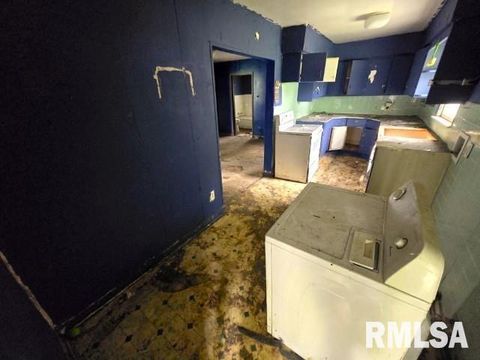 Tiny photo for 629 S 18TH Street, Mt Vernon, IL 62864 (MLS # EB458621)