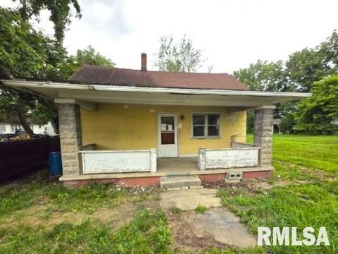 Tiny photo for 629 S 18TH Street, Mt Vernon, IL 62864 (MLS # EB458621)
