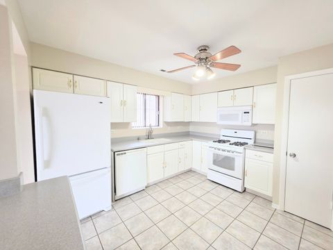 Tiny photo for 4818 W 122nd Street #3W, Alsip, IL 60803 (MLS # 12627430)