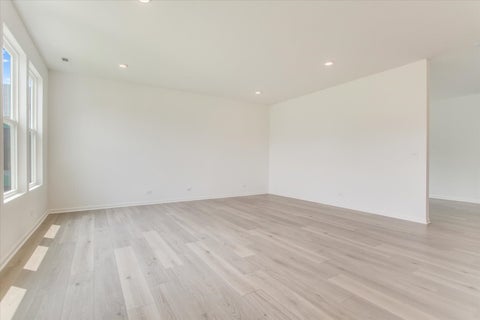 Tiny photo for Oswego, IL 60543 (MLS # 12647368)