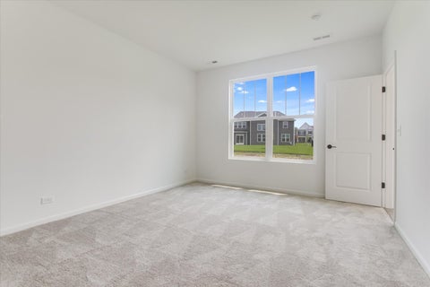 Tiny photo for Oswego, IL 60543 (MLS # 12647368)