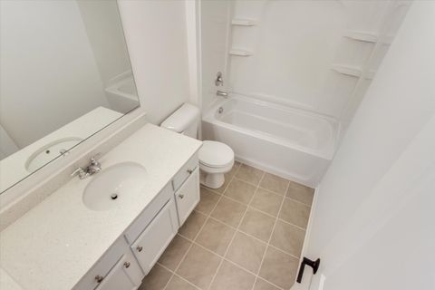 Tiny photo for Oswego, IL 60543 (MLS # 12647368)