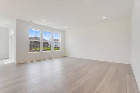 Tiny photo for Oswego, IL 60543 (MLS # 12647368)