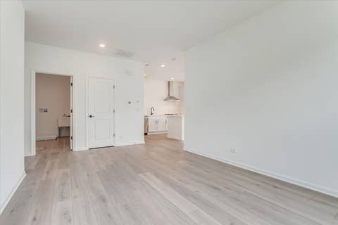 Tiny photo for Oswego, IL 60543 (MLS # 12647368)
