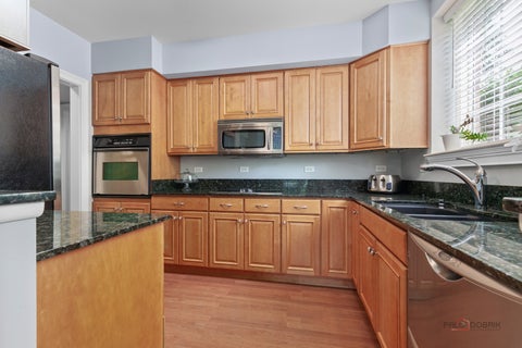 Tiny photo for 151 Palmer Circle, Vernon Hills, IL 60061 (MLS # 12750379)