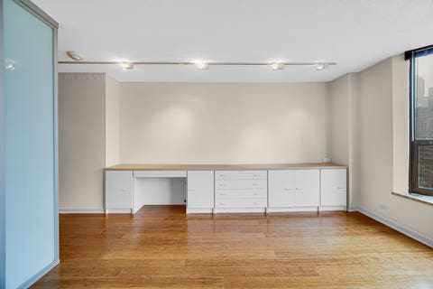 Tiny photo for 899 S Plymouth Court #1602, Chicago, IL 60605 (MLS # 12733684)