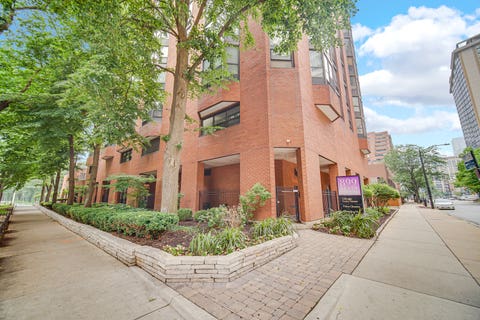 Tiny photo for 899 S Plymouth Court #1602, Chicago, IL 60605 (MLS # 12733684)