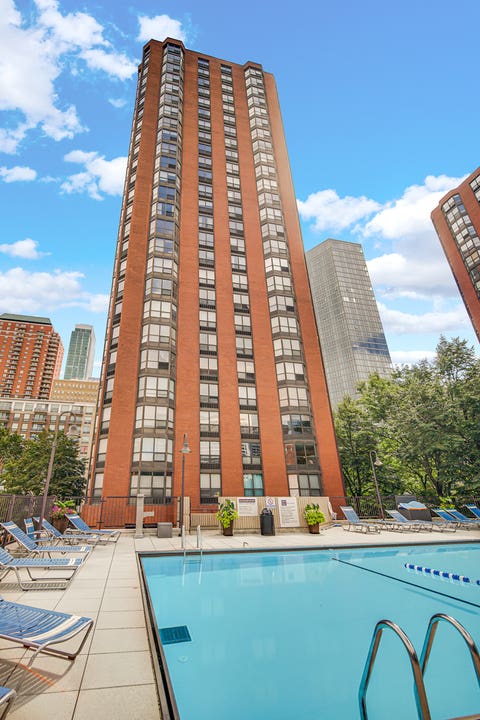 Tiny photo for 899 S Plymouth Court #1602, Chicago, IL 60605 (MLS # 12733684)