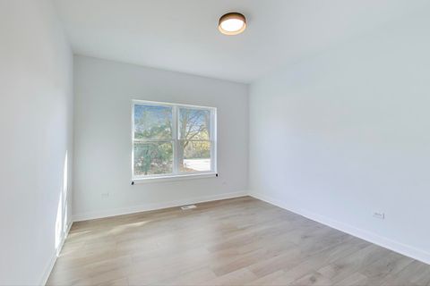 Tiny photo for 805 W Poplar Street, Palatine, IL 60067 (MLS # 12683623)