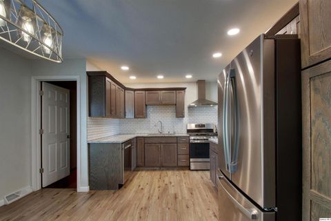 Tiny photo for 1205 Daniel Ct. Ct, Quincy, IL 62305 (MLS # 12508383)